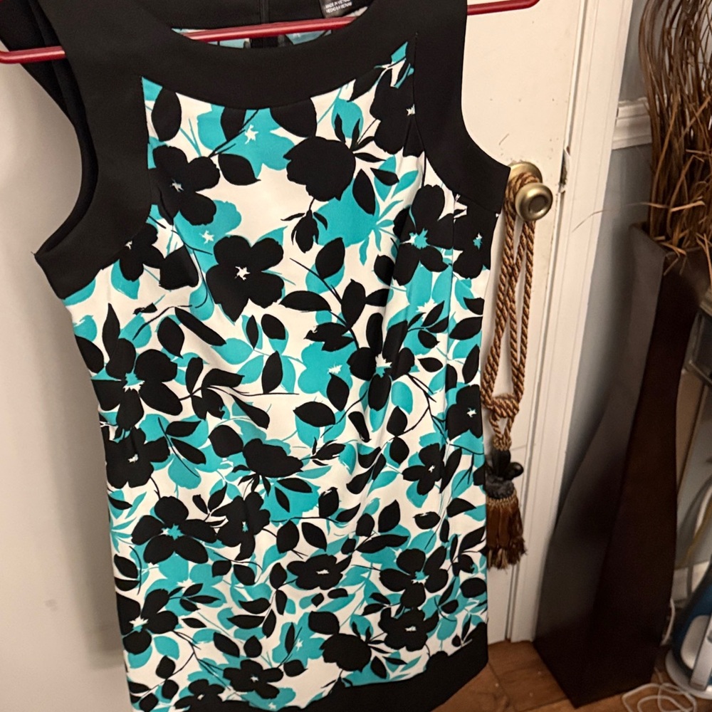 Jessica Howard Black & Teal Floral Sleeveless Shift Dress